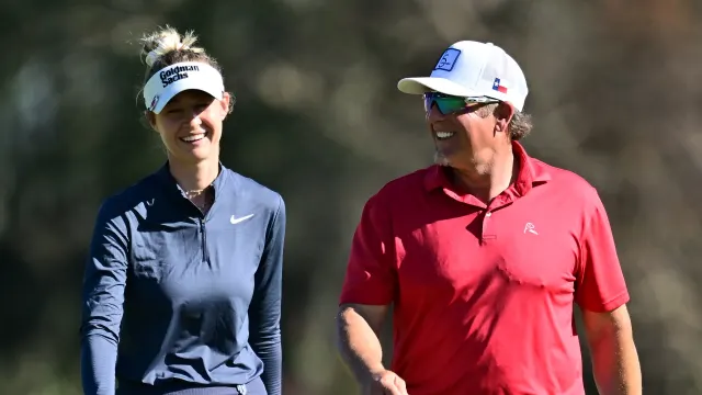 Nelly Korda ignores marriage proposal, gets four back