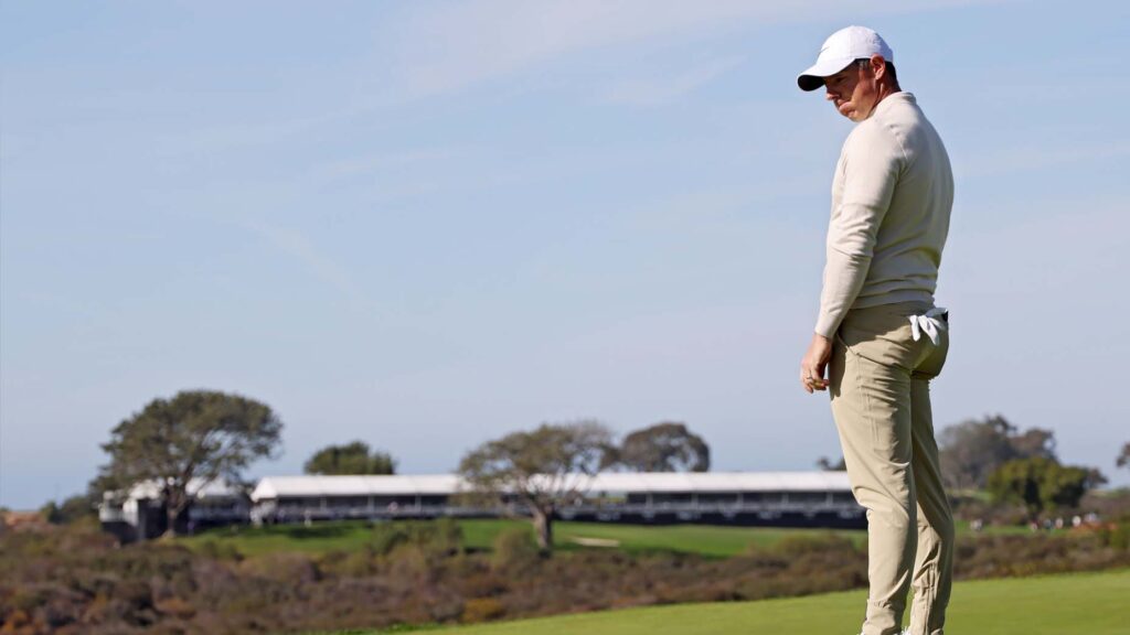 Rory McIlroy-Scottie Scheffler duel evaporates as stars stumble at Torrey Pines