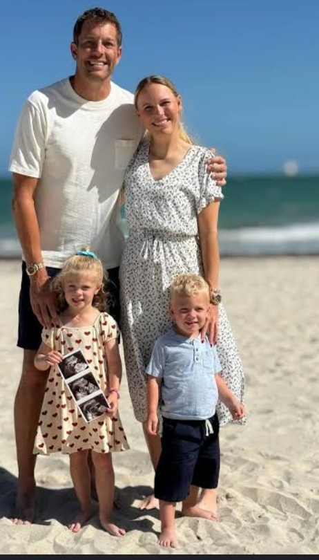 Golf Champion Jordan Spieth Spends Quality Time with Family on Beach